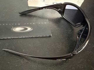 Gafas Oakley 9092-01 Polished Black/Grey