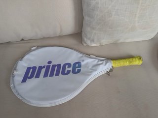Pala de tenis Prince para niña