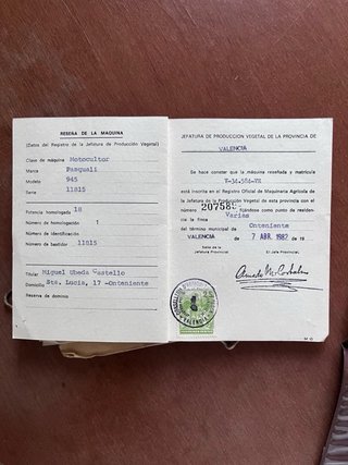 Remolque agrícola rojo