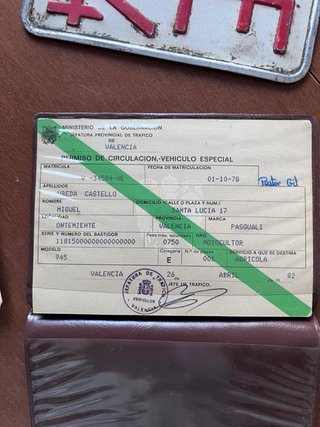 Remolque agrícola rojo