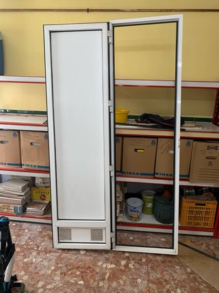 Puerta aluminio blanco 210x62 cm