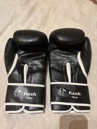 Protecciones Kickboxing Buddha y Leone