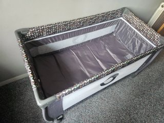 Cuna de Viaje Bebé 0-36 Meses + colchón 120x60x12