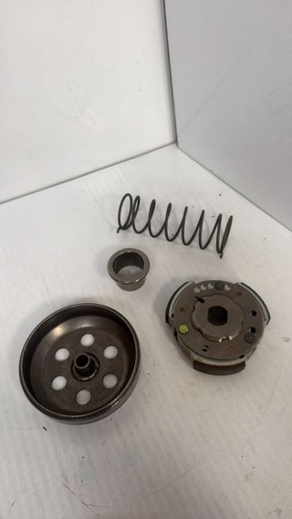 Kit embrague para Aprilia, Leonardo 125. REF. AP8104051