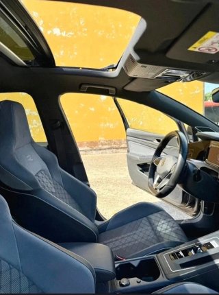 Volkswagen Golf 2021