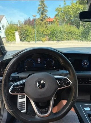 Volkswagen Golf 2021