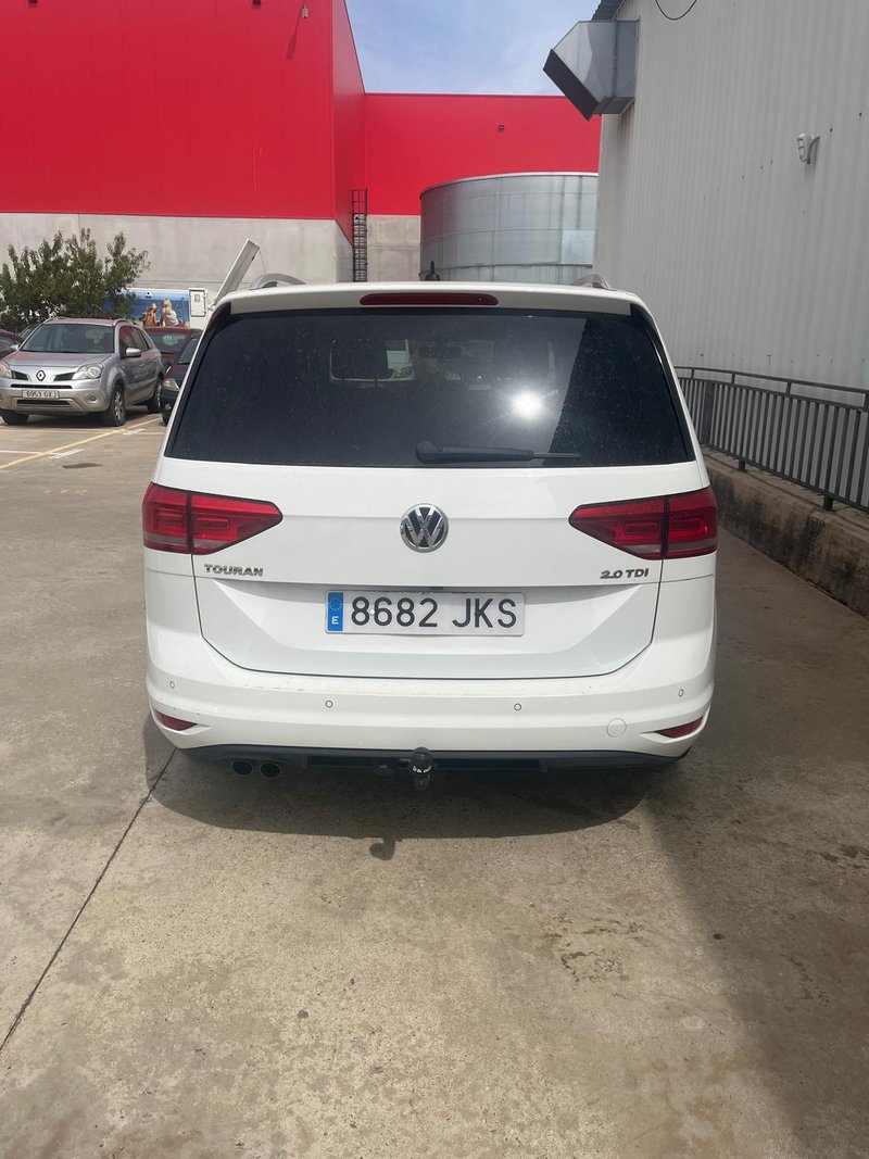 Volkswagen Touran 2.0 TDI CR BMT Sport 2015, foto 4