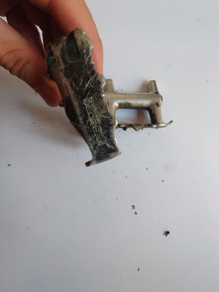 Pedali Shimano Deore XT (uno danneggiato)