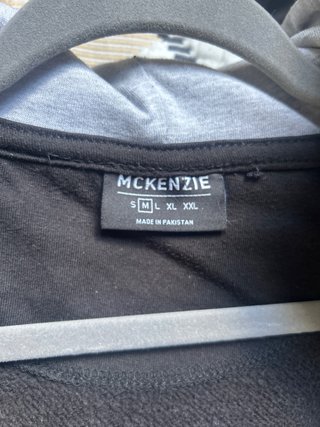 Sudadera McKenzie Negra con Cremallera