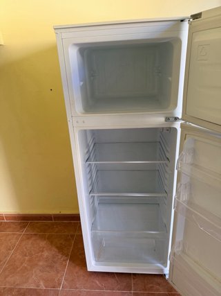 Nevera pequeña con congelador