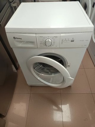 Lavadora Balay 6kg 1000 rpm