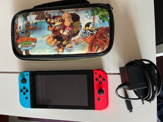 Nintendo Switch Rojo y Azul + Accesorios
