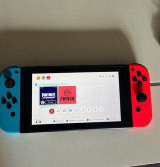 Nintendo Switch Rojo y Azul + Accesorios