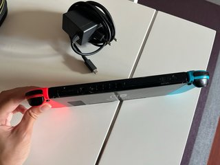 Nintendo Switch Rojo y Azul + Accesorios