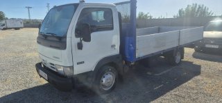 Nissan Cabstar 2006