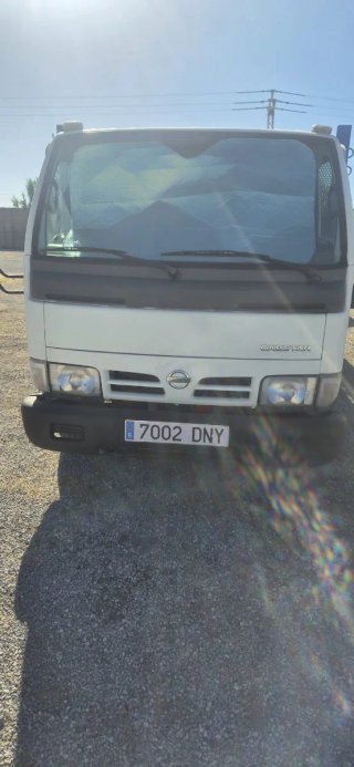 Nissan Cabstar 2006