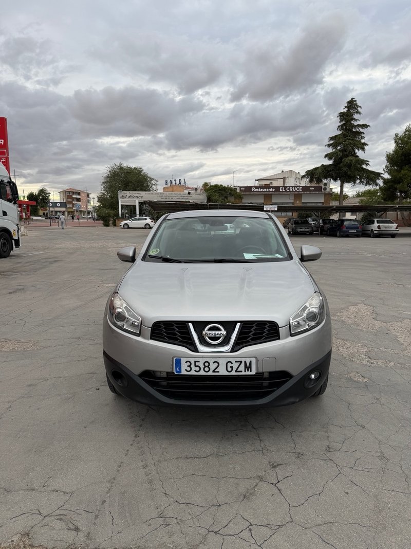 Nissan Qashqai 2010 - foto 1
