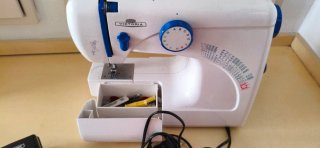 Máquina de coser.