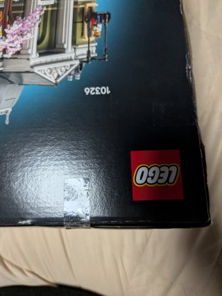 LEGO 10350 Tudor Corner Modular