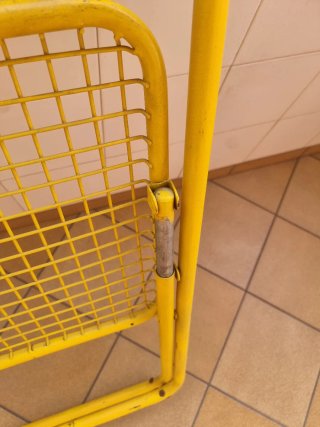 Silla Federico Ginés Amarilla Metálica Antigua