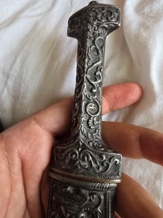 Antica scultura in argento lavorato