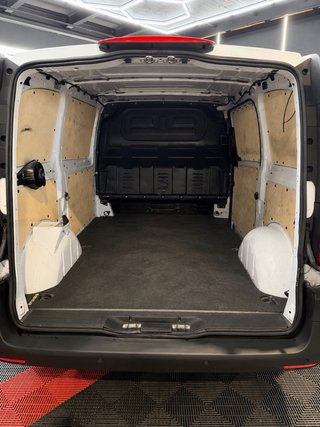 Mercedes-Benz Vito 2021
