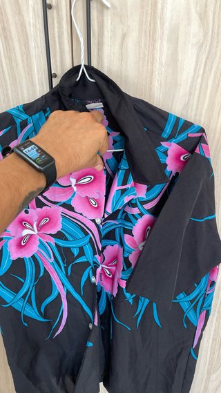Camisa Hawaiana Vintage Negra Floral