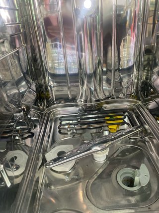 Lavavajillas Indesit pequeño