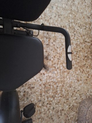 Bicicleta Estática Merach con cintas elasticas