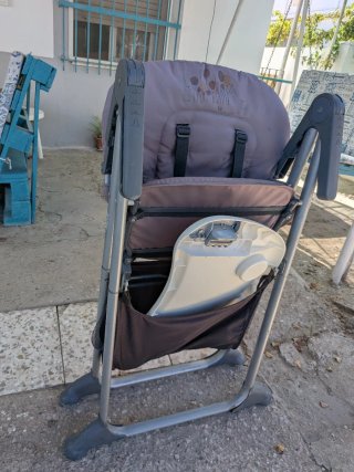 Trona de bebé plegable