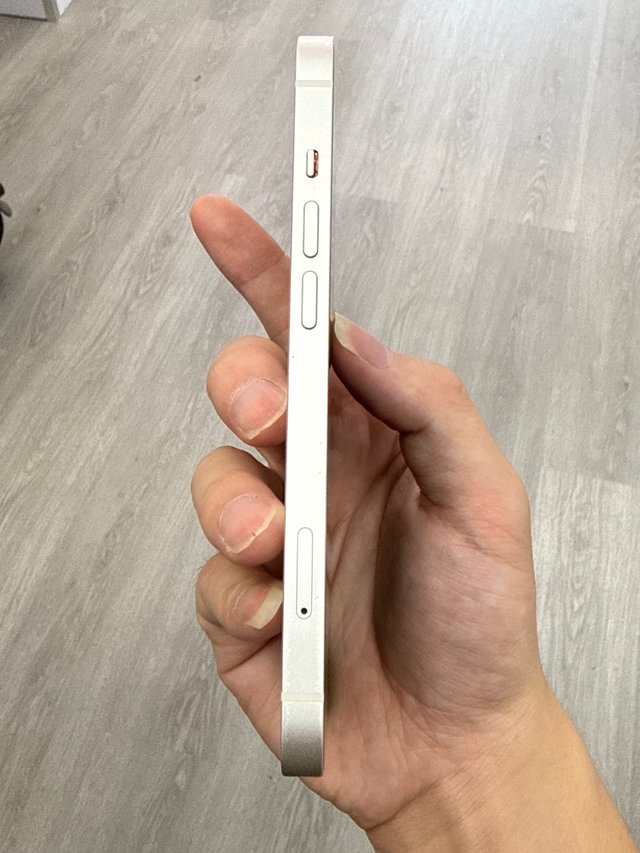 iPhone 13 128GB
