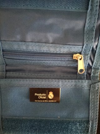 Cartera Real Madrid azul