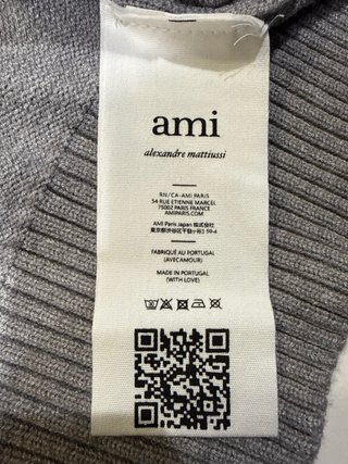 Jersey AMI Paris gris con corazón