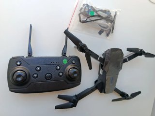 Dron E88Pro Plegable Doble Cámara +Mando+maletin