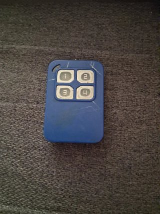 Mando de garaje azul 4 botones