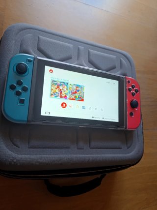 Nintendo Switch completa. Juegos.