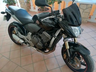 Honda CB 600 F Negra