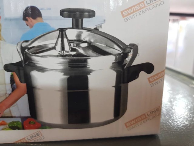 Olla a presión Swiss Line 2.5L