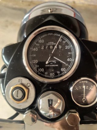 Royal Enfield Bullet 500 Negra/Plata