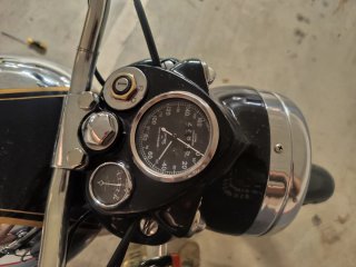 Royal Enfield Bullet 500 Negra/Plata
