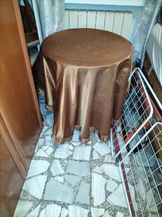 Mesa camilla redonda madera y tela