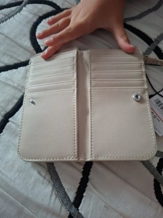 Cartera Stradivarius beige sin usar