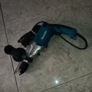 Taladro Percutor Makita 720W nuevo