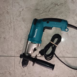 Taladro Percutor Makita 720W nuevo