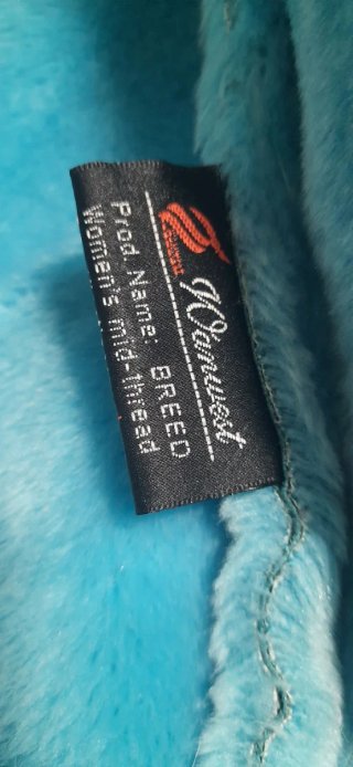 Chaquetón azul con pelo sintético