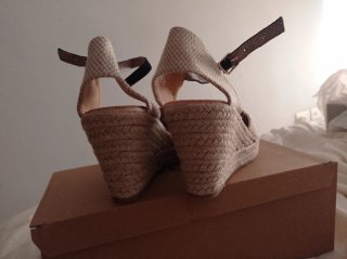 Esparteñas cuña nuevas.