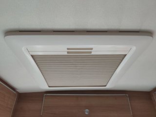Marco Interior Claraboya Dometic 38x38