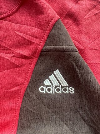 Adidas vintage colorblock roja negra retro Y2K