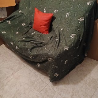 Mesa de salón y 4 sillas