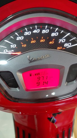 Vespa Sprint 50 Roja